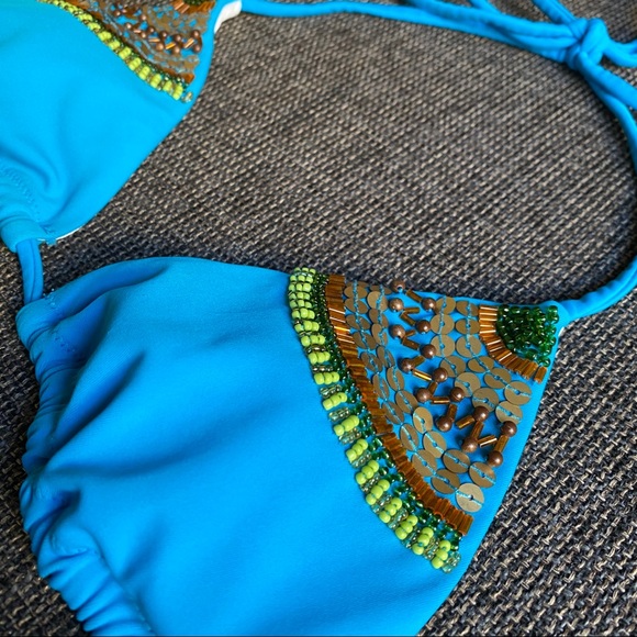 VICTORIAS SECRET Blue Bikini Top - Picture 2 of 3